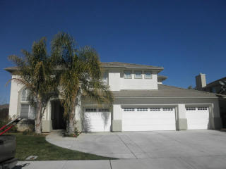 340 Regal Dr, Hollister, CA 95023-7043