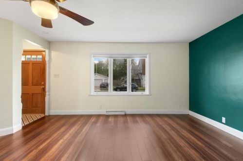 1174 Doty St, Green Bay, WI 54301-4424