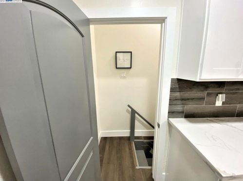 836 47th St, Oakland CA  94608-3202 exterior