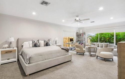206 Seabreeze Ave, Delray Beach FL  33483-7022 exterior