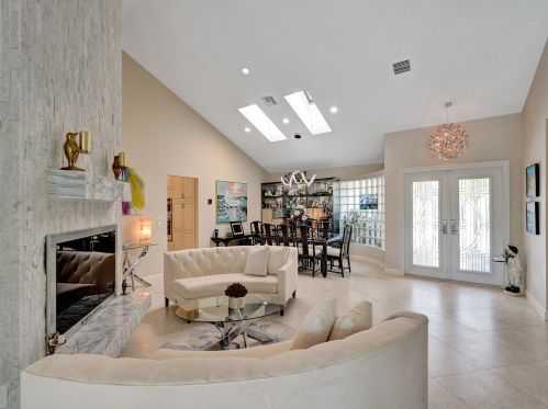 6806 Newport Lk Cir, Boca Raton FL 33496-3004 exterior