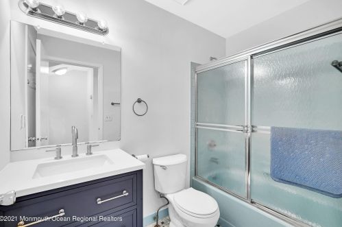 716 Sandra Pl, Bricktown NJ 08724-7047 exterior