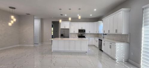 3466 30th Ave, Naples FL  34117-0078 exterior