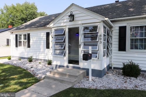 603 Elm Dr, Seaford, DE 19973-2015