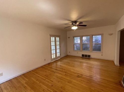 805 Cherry St, Green Bay, WI 54301-4821