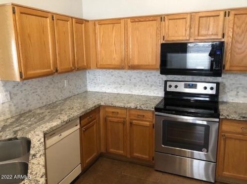 17625 14th St, Phoenix AZ  85022-2001 exterior