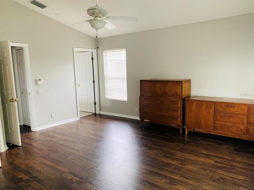 7826 66th Way, Pinellas Park FL  33781-2056 exterior