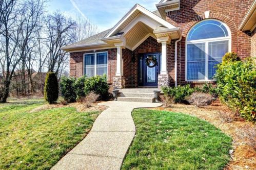 12604 Valley Pine Dr, Louisville, KY 40299-4183