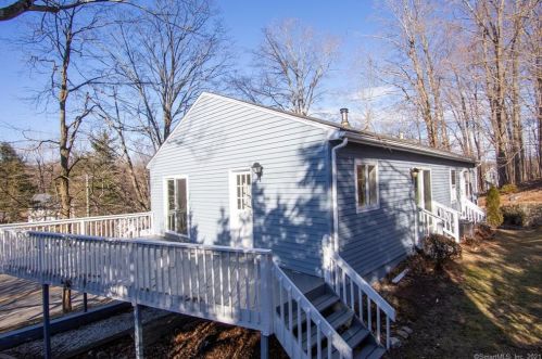 360 Main St, Westport, CT 06880-2416