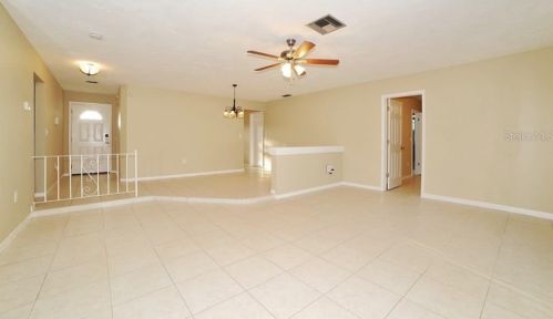 221 Morgan Ct, Palm Harbor, FL 34684-4633