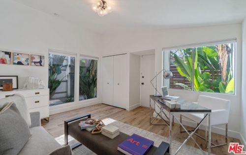 5814 Wilkinson Ave, North Hollywood CA  91607-1134 exterior