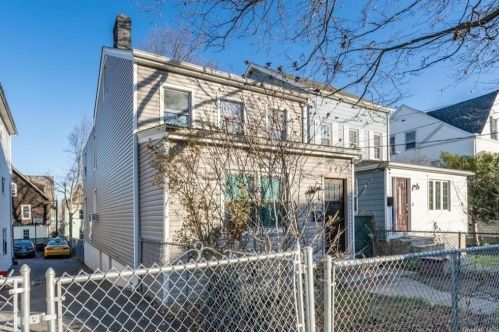 313 1st Ave, Mount Vernon, NY 10550-4203