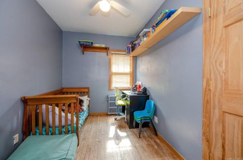 4400 Locust Point Dr, Bronx NY  10465-4038 exterior