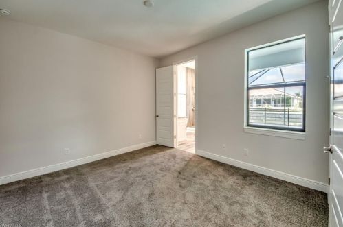 3527 4th Ln, Cape Coral FL  33991-5604 exterior