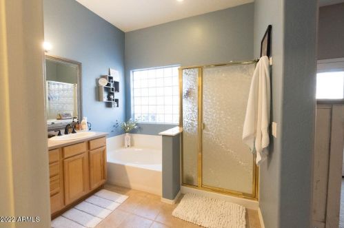 628 Stottler Dr, Gilbert AZ 85296-8387 exterior