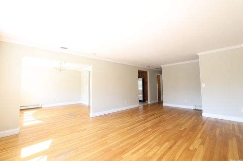 34 Gedney Way, White Plains NY  10605-2519 exterior