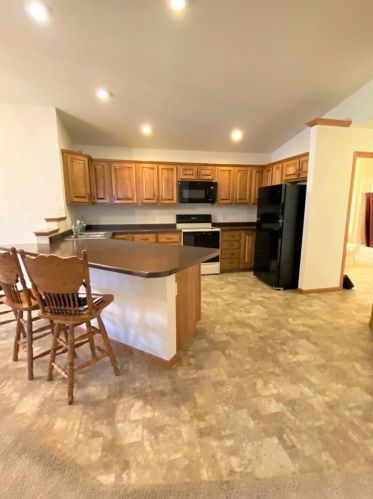 314 Henry Dr, Portage, WI 53901-2635