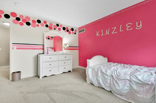 447 Stone Shadow Dr, Blacklick OH  43004-8305 exterior