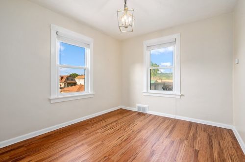 1513 Lenz Ave, Ambridge PA  15003-1937 exterior