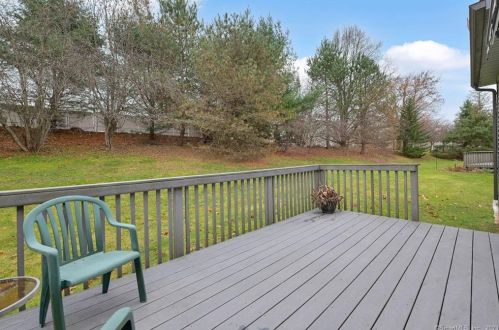 43 Wild Life Trl, Wapping CT  06074-2079 exterior