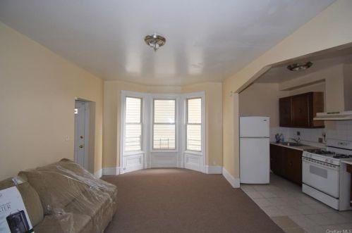 345 4th Ave, Mount Vernon, NY 10550-4103