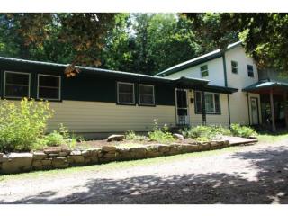 64 Mountain St, Starksboro, VT 05443-1110