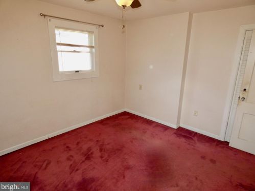 2219 Henlopen Ave, Wilmington DE  19804-3621 exterior