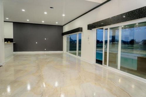 703 Leaning Oak Trl, Richmond TX  77406-4653 exterior