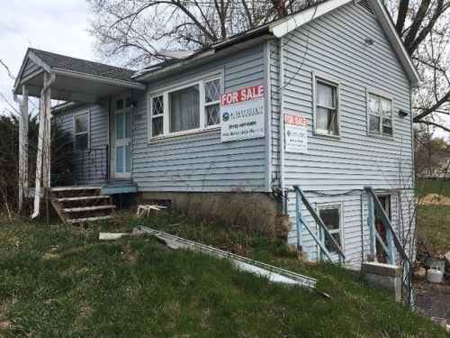 2188 Tarrytown Rd, Clarksville, NY 12041-1214