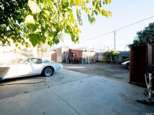 2309 Wilmington Ave, Compton CA 90220-5449 exterior