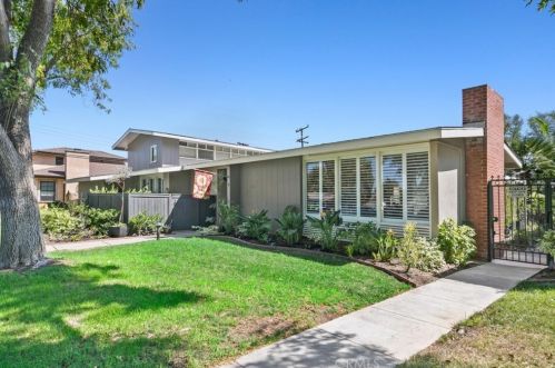 5280 El Prado Ave, Long Beach, CA 90815-3907