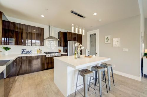 2624 Inyo Ave, Oakland CA  94601-1324 exterior