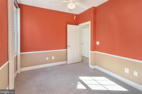 13101 Taverner Loop, Woodbridge VA  22192-5333 exterior