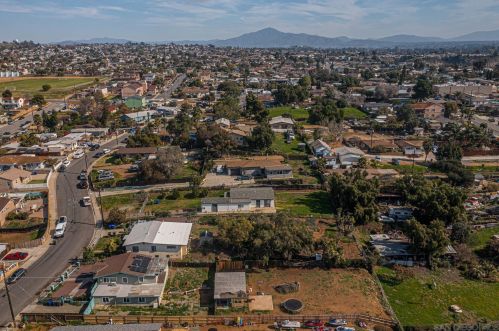 2568 Fenton Pl, National City, CA 91950-6202