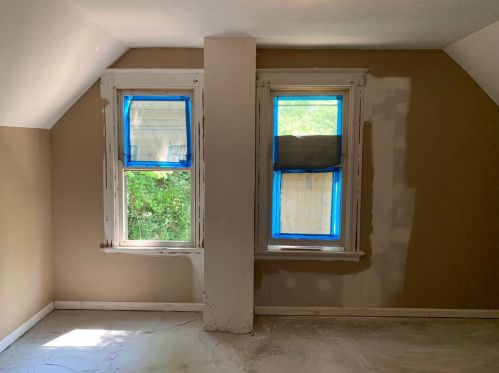 4556 Hamilton Ave, Cincinnati OH  45223-1777 exterior