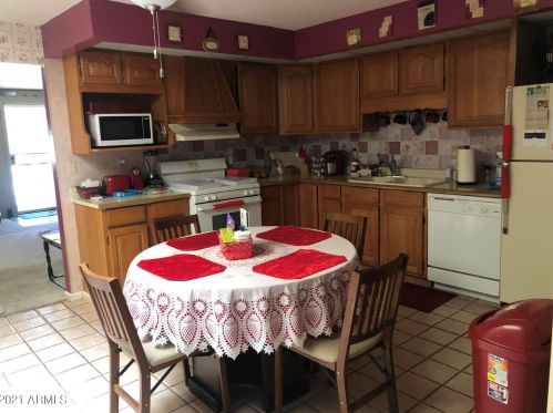 13832 17 Ave, Phoenix AZ 85086-7250 exterior