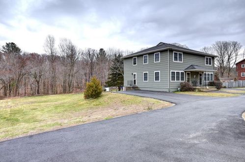 552 Hartford Rd, Colchester, CT 06420-3603