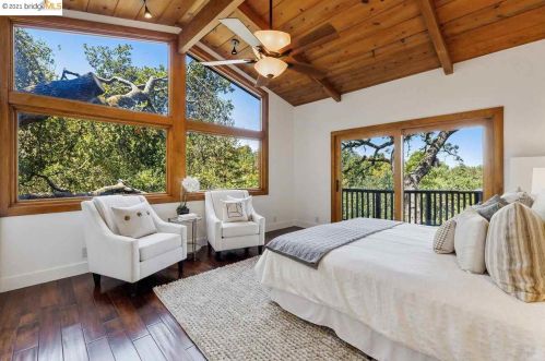 25566 Fernhill Dr, Los Altos CA  94024-6302 exterior