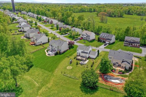 594 Sawgrass Dr, Charles Town WV  25414-5968 exterior