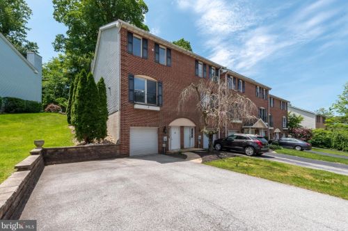 4856 Weatherhill Dr, Wilmington, DE 19808-4377