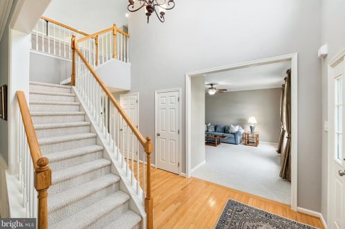 54 Tarrytown Ln, Downingtown, PA 19335-1297