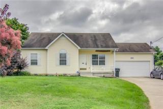 2801 Belle Meade Pl, Columbia TN  38401-0217 exterior