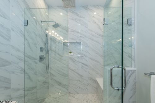 84 Elmwood Ave, Chatham Township NJ  07928-2628 exterior