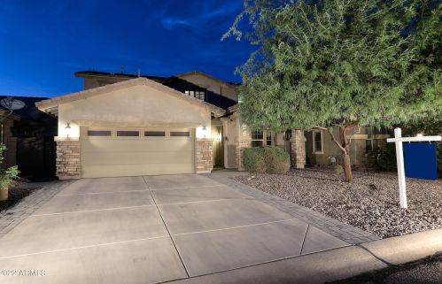 464 Castle Rock Rd, San Tan Valley, AZ 85143-6203