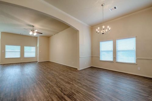 1709 Cindy Ln, Conroe, TX 77304-3159