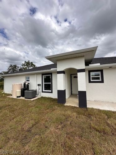 4810 Leonard Blvd, Lehigh Acres, FL 33973-6124