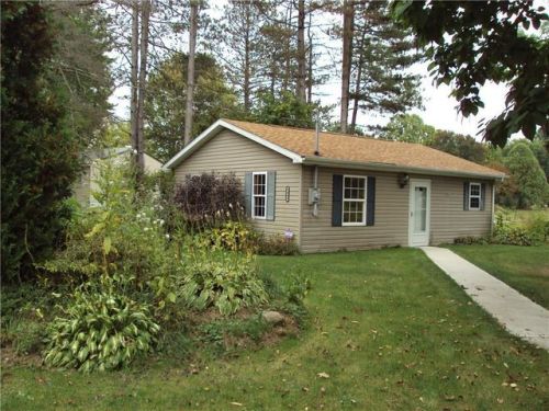 9882 Seneca Trl, Linesville, PA 16424-4968