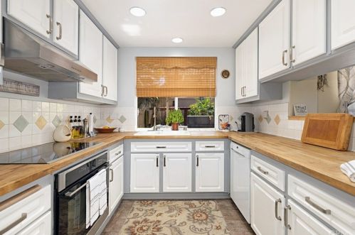 24 Morning Glory, Trabuco Canyon CA  92688-1522 exterior