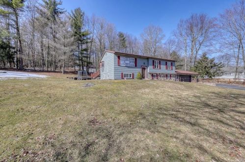 705 Southwoods Dr, Monticello NY  12701-7237 exterior