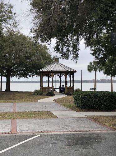 516 Disston Ave, Tavares FL  32778-2711 exterior